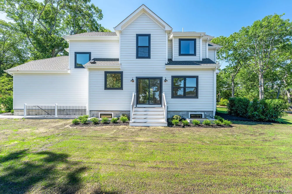 1700 Smith Drive S Southold, NY 11971