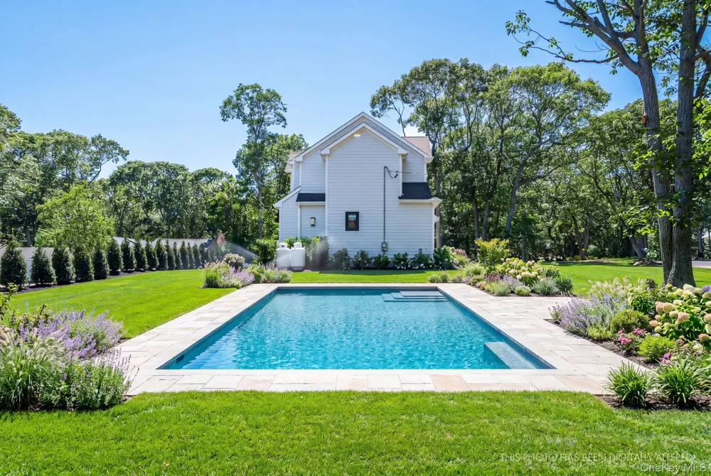 1700 Smith Drive S Southold, NY 11971