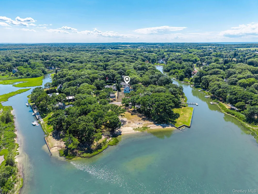 1700 Smith Drive S Southold, NY 11971