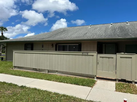4116 NW Cinnamon Tree Circle