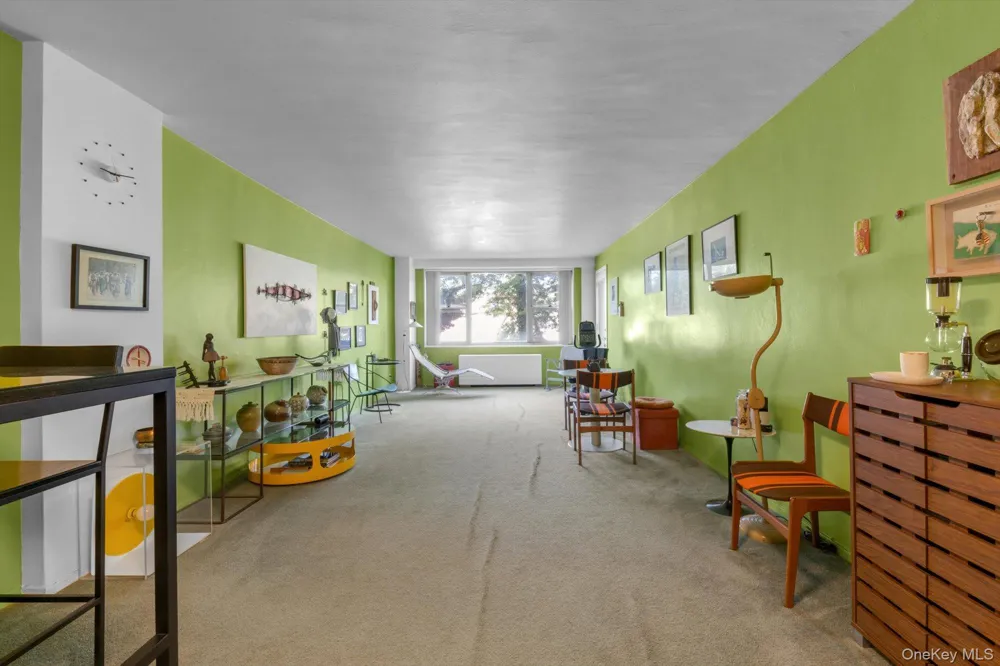 61-20 Grand Central Parkway #A208 Forest Hills, NY 11375