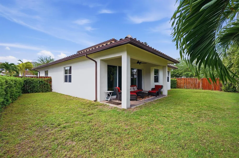 15155 SW 176th Lane Miami, FL 33187
