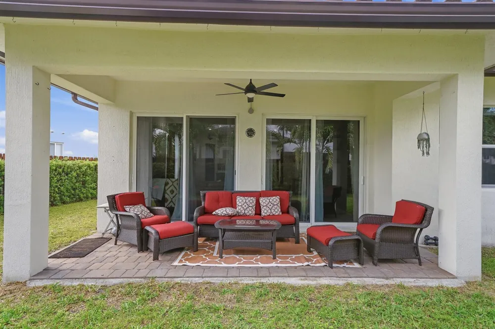 15155 SW 176th Lane Miami, FL 33187
