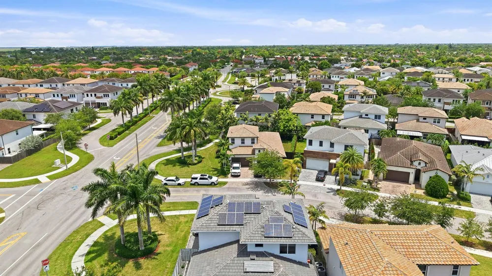 15155 SW 176th Lane Miami, FL 33187