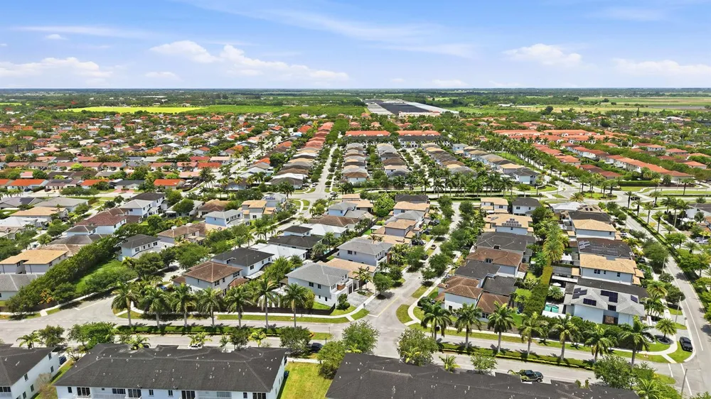 15155 SW 176th Lane Miami, FL 33187