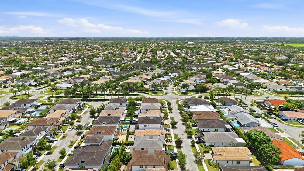 15155 SW 176th Lane Miami, FL 33187