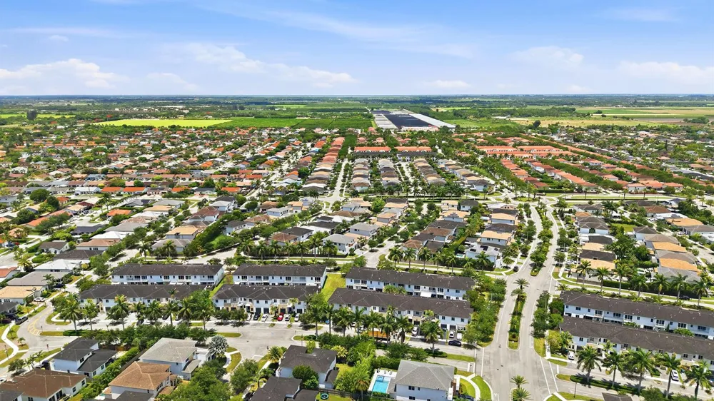 15155 SW 176th Lane Miami, FL 33187