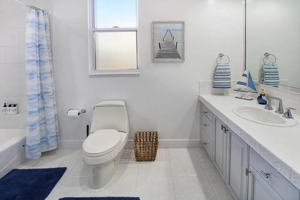 218 Pine Avenue Lauderdale By The Sea, FL 33308