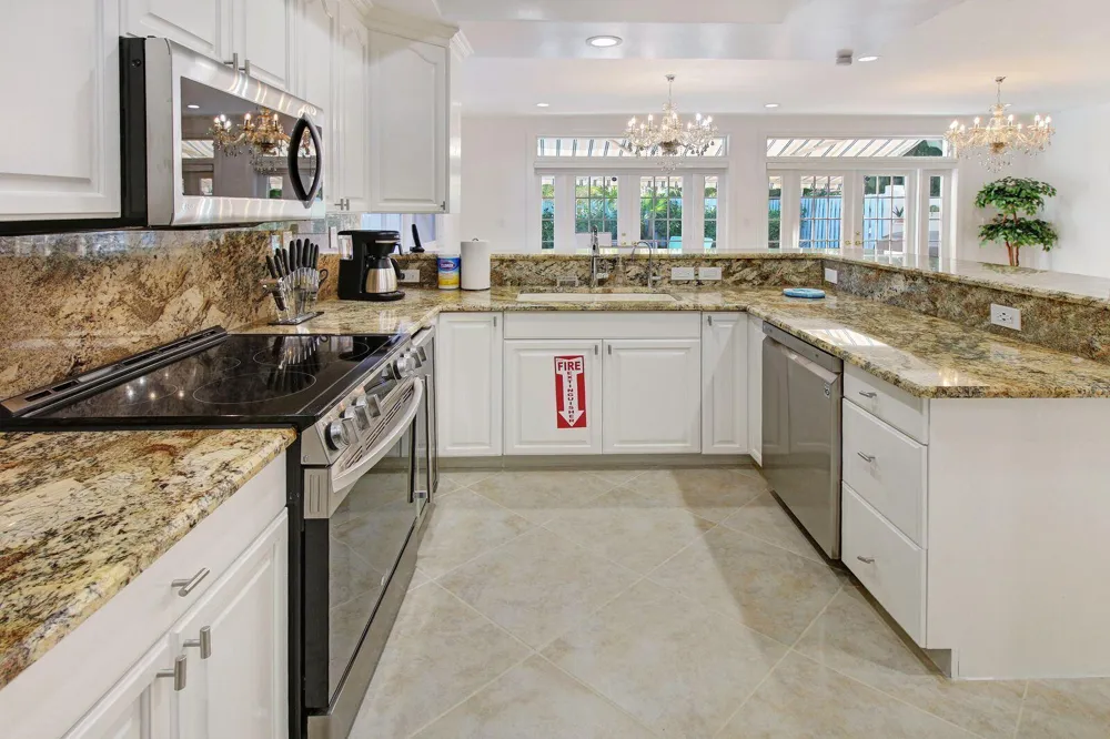 218 Pine Avenue Lauderdale By The Sea, FL 33308