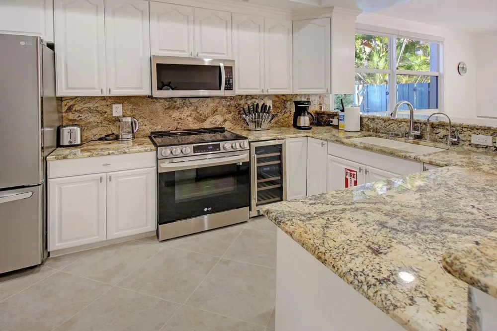 218 Pine Avenue Lauderdale By The Sea, FL 33308