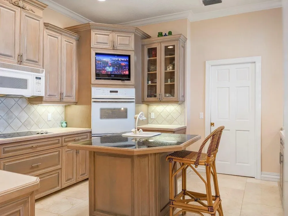 8327 Jimmy Buffett Mem Highway Melbourne Beach, FL 32951