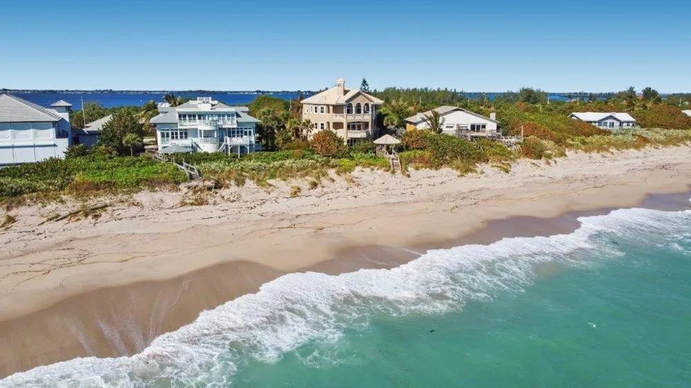 8327 Jimmy Buffett Mem Highway Melbourne Beach, FL 32951