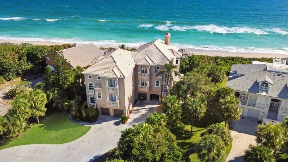 8327 Jimmy Buffett Mem Highway Melbourne Beach, FL 32951