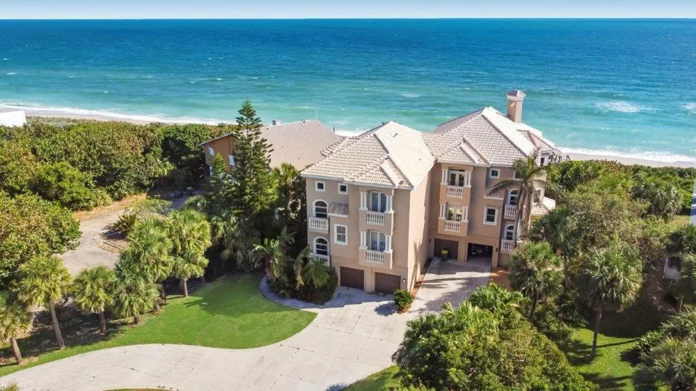 8327 Jimmy Buffett Mem Highway Melbourne Beach, FL 32951