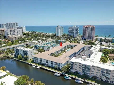1461 S Ocean Boulevard S #321