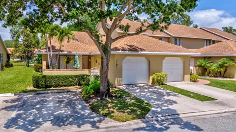 1101 Maplewood Drive