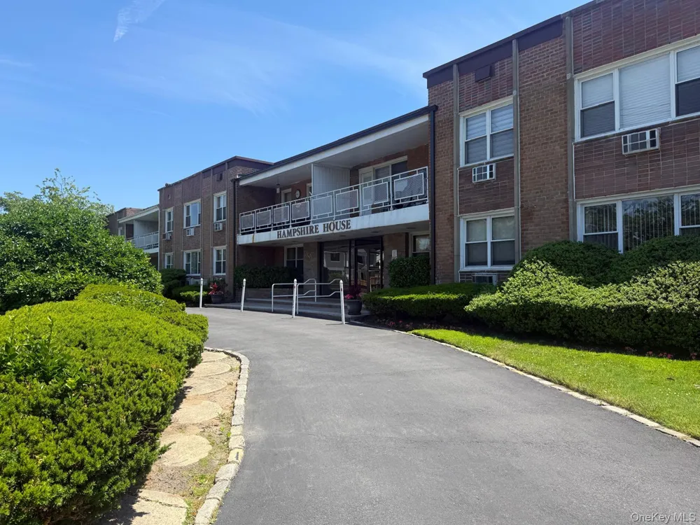 601 Chestnut Street #A-15 Cedarhurst, NY 11516