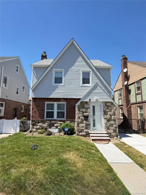 176-65 132nd Avenue