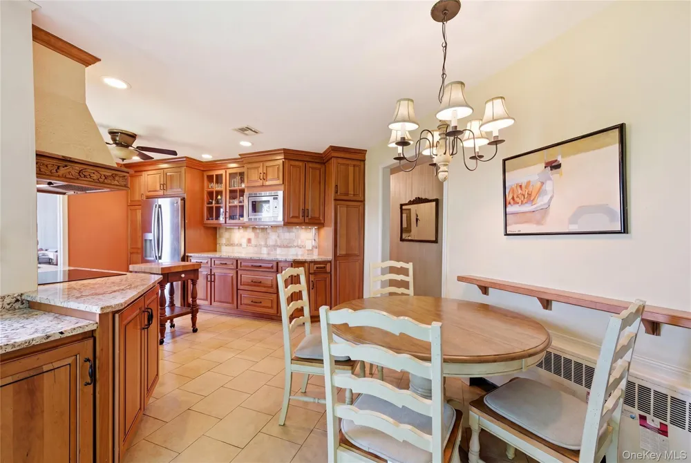 195 Shore Road Mount Sinai, NY 11766