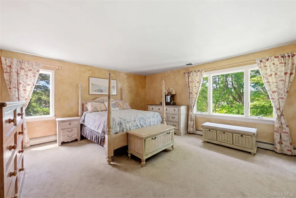 195 Shore Road Mount Sinai, NY 11766