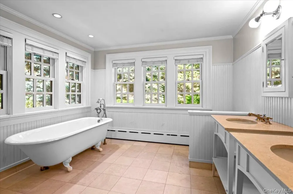 245 River Road Nyack, NY 10960