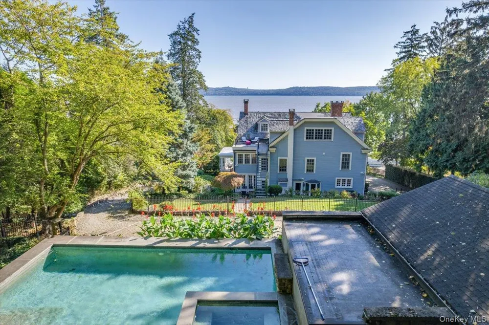245 River Road Nyack, NY 10960