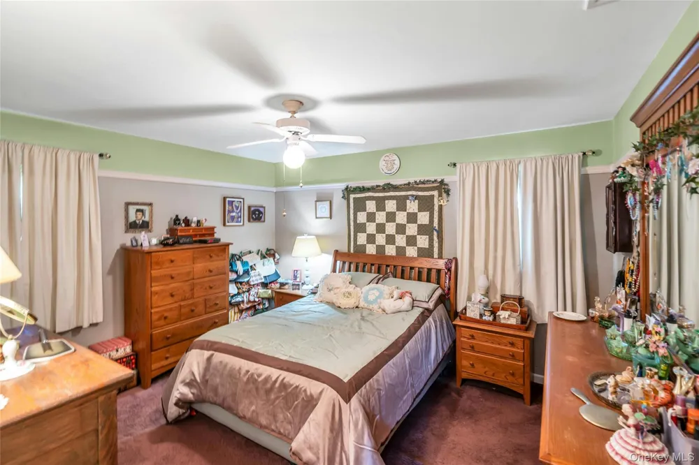 25 Del Place Hauppauge, NY 11788