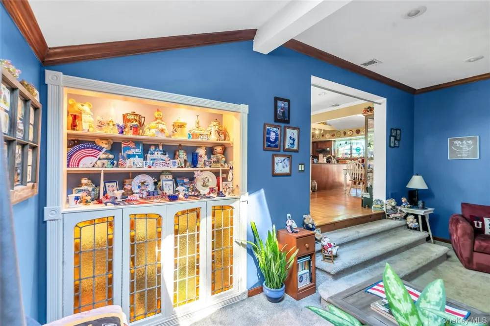 25 Del Place Hauppauge, NY 11788