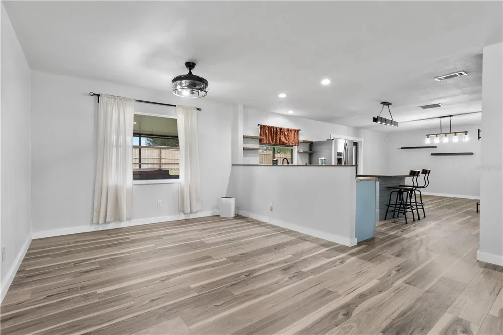 630 E THELMA STREET Lake Alfred, FL 33850