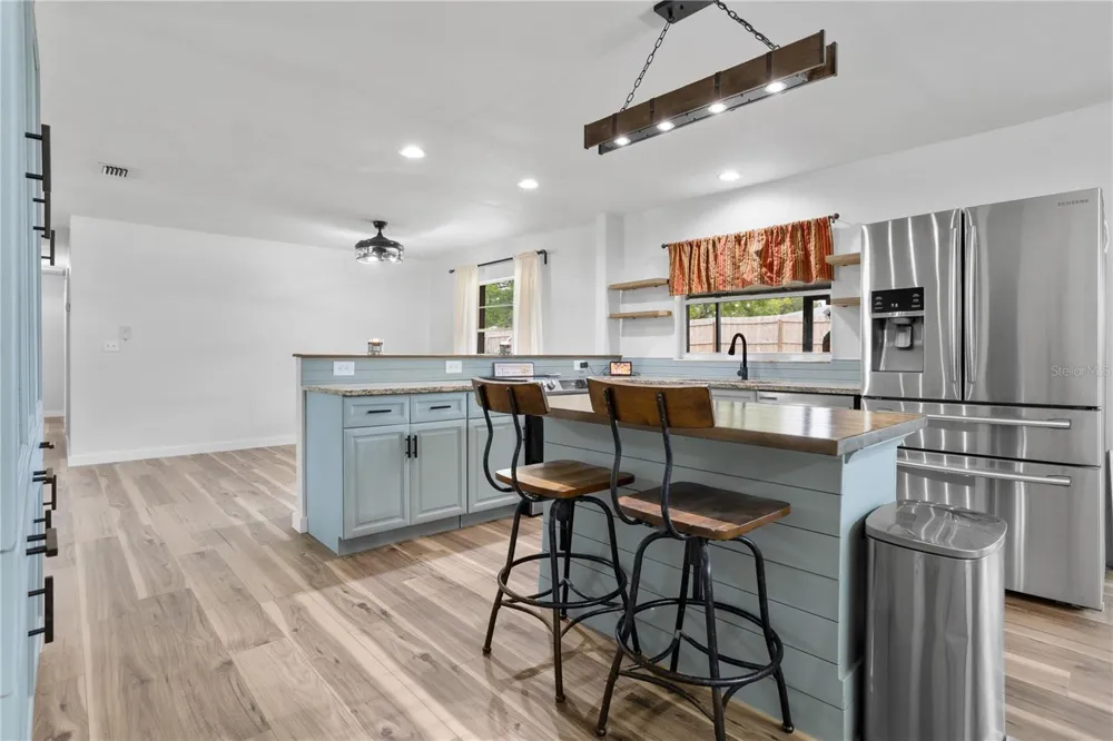 630 E THELMA STREET Lake Alfred, FL 33850