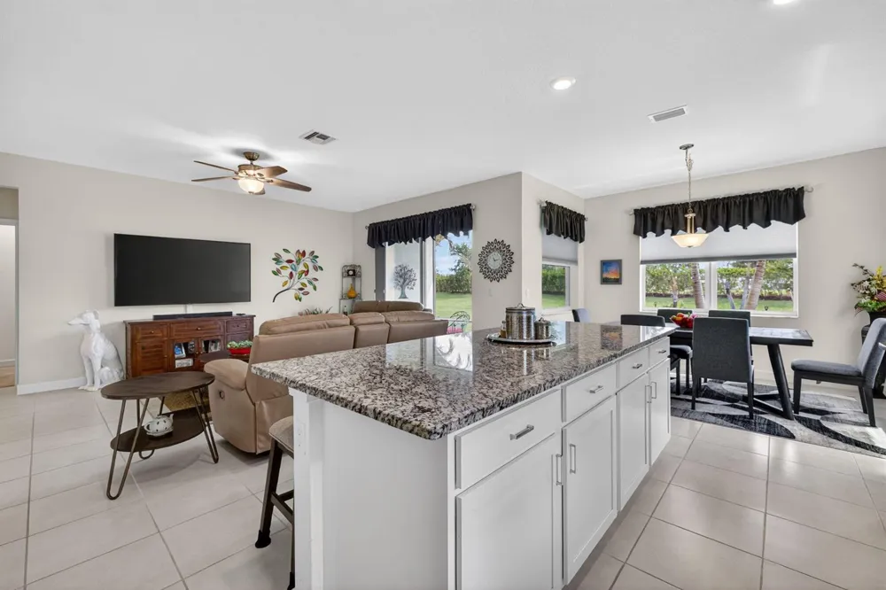 7697 NW Greenbank Circle Port St. Lucie, FL 34987