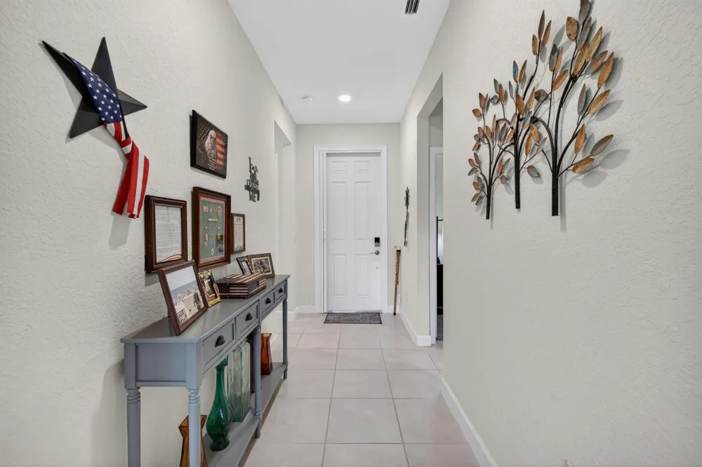 7697 NW Greenbank Circle Port St. Lucie, FL 34987