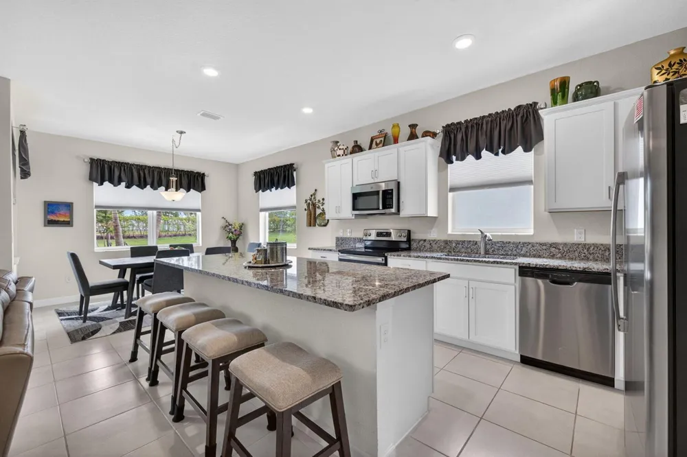 7697 NW Greenbank Circle Port St. Lucie, FL 34987
