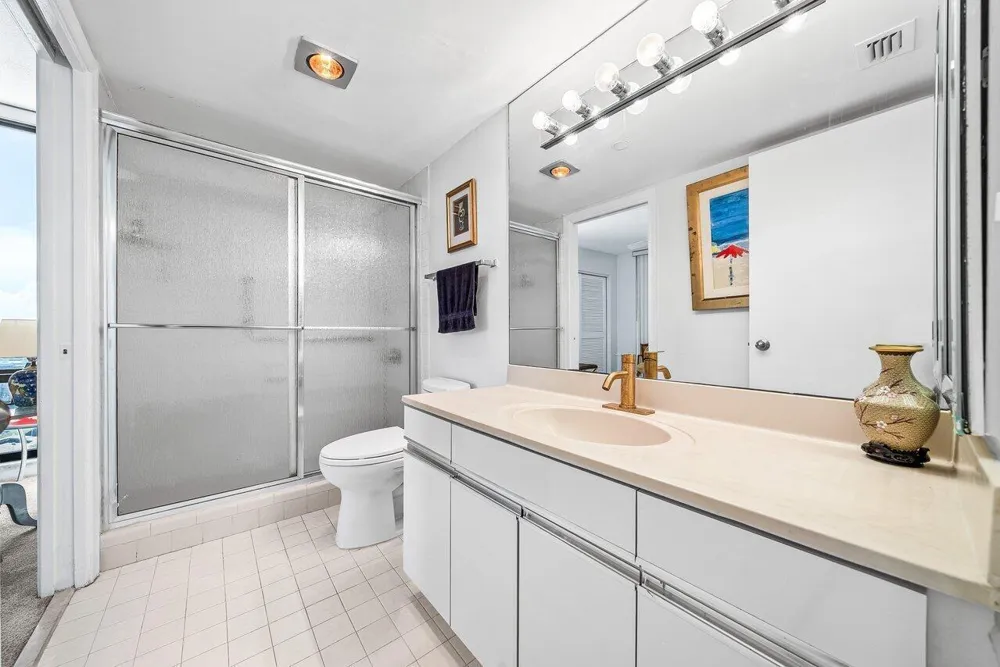3560 S Ocean Boulevard #809 South Palm Beach, FL 33480