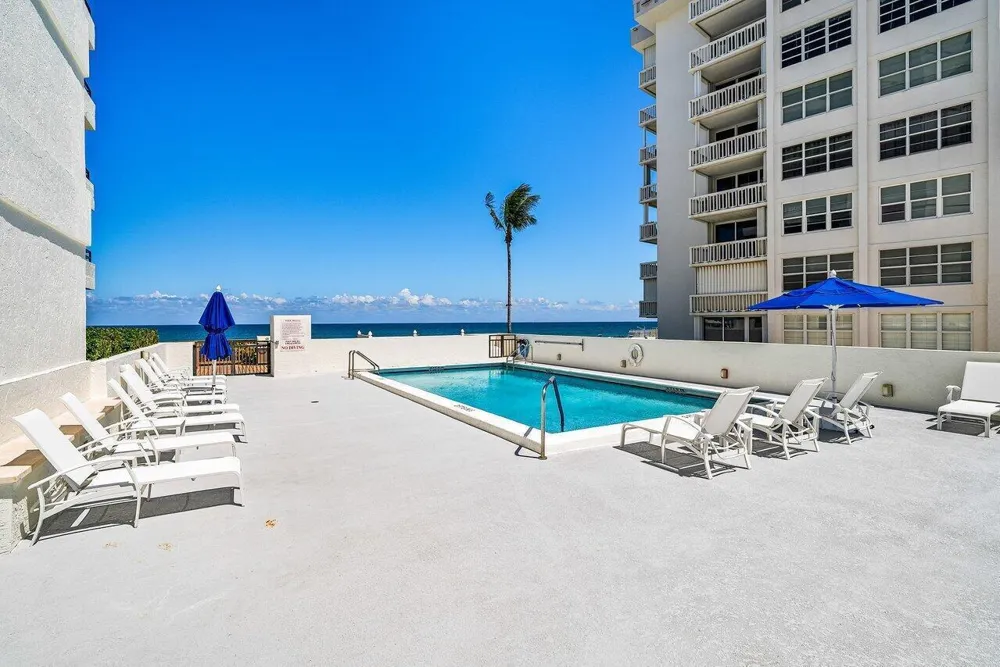 3560 S Ocean Boulevard #809 South Palm Beach, FL 33480