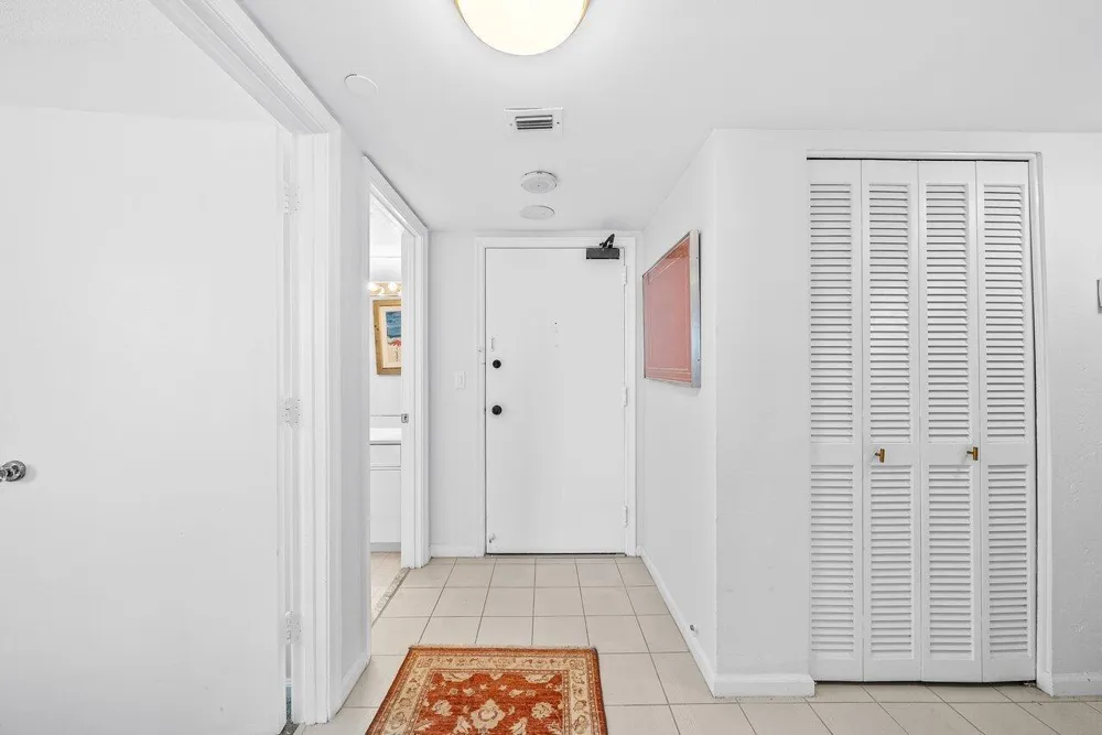 3560 S Ocean Boulevard #809 South Palm Beach, FL 33480