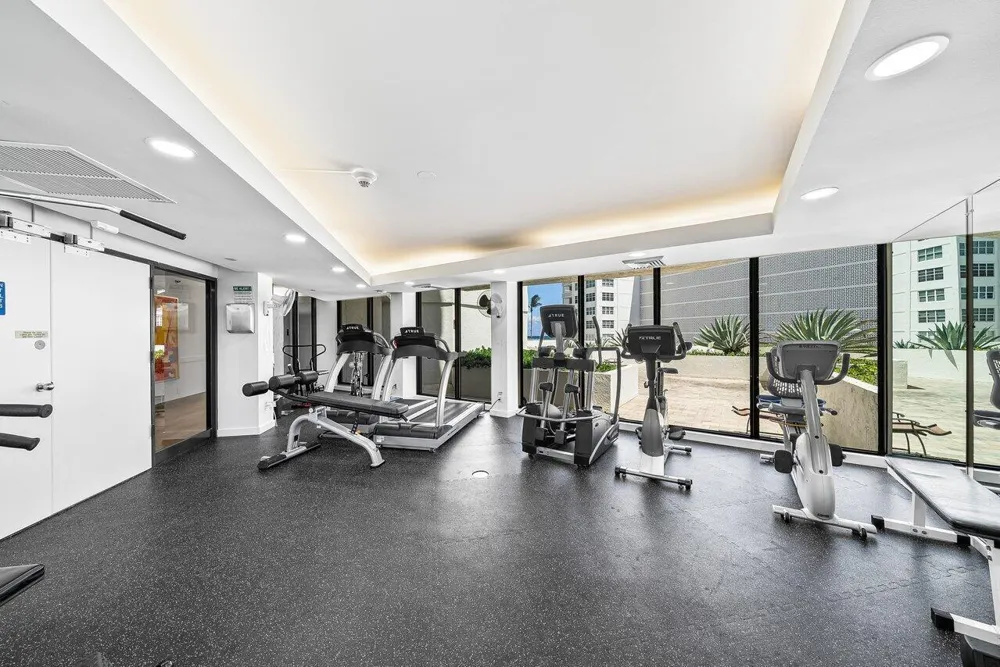 3560 S Ocean Boulevard #809 South Palm Beach, FL 33480