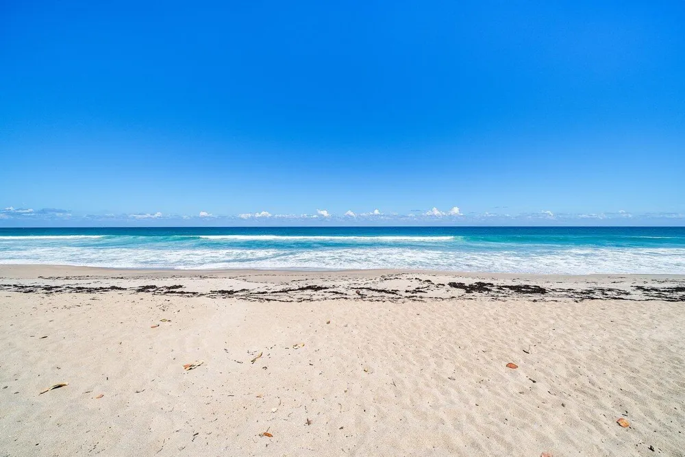 3560 S Ocean Boulevard #809 South Palm Beach, FL 33480