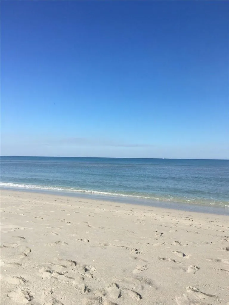 2565 S Ocean Boulevard #201n Highland Beach, FL 33487