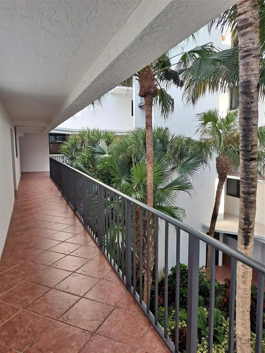 2565 S Ocean Boulevard #201n Highland Beach, FL 33487