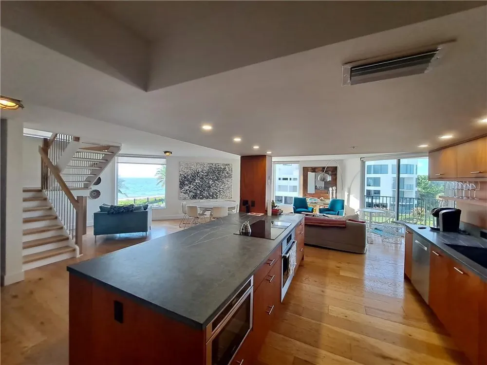 2565 S Ocean Boulevard #201n Highland Beach, FL 33487