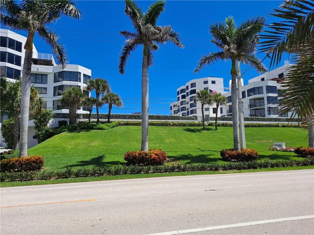 2565 S Ocean Boulevard #201n Highland Beach, FL 33487