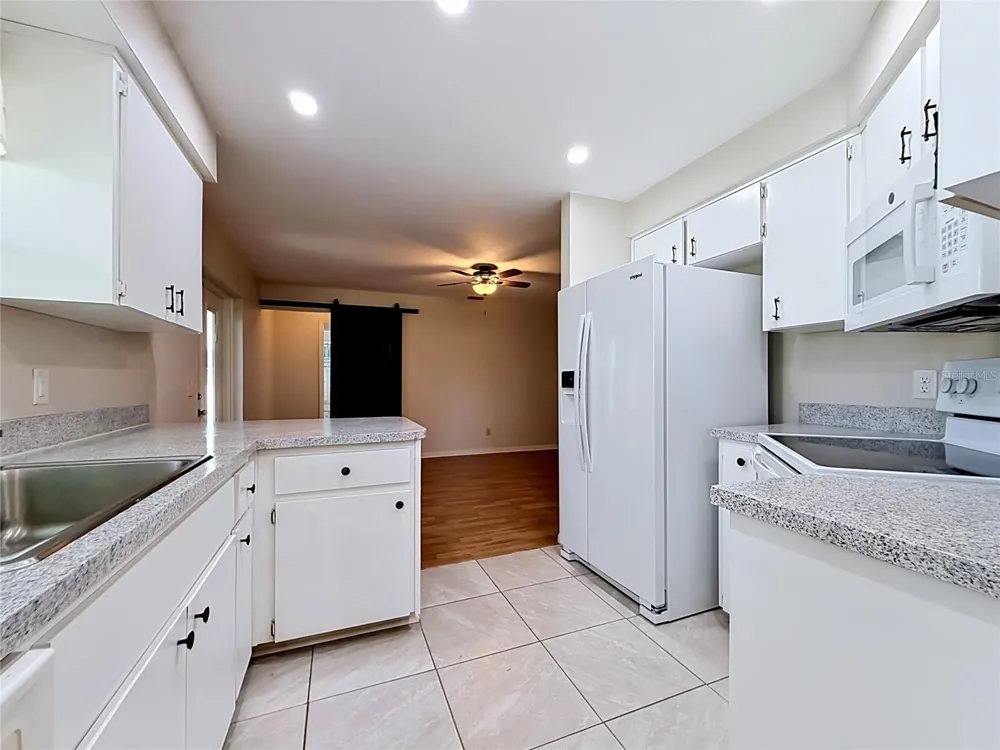 230 W STAGGERBUSH PATH Beverly Hills, FL 34465