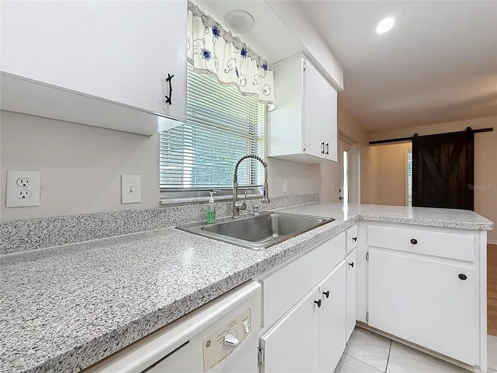 230 W STAGGERBUSH PATH Beverly Hills, FL 34465