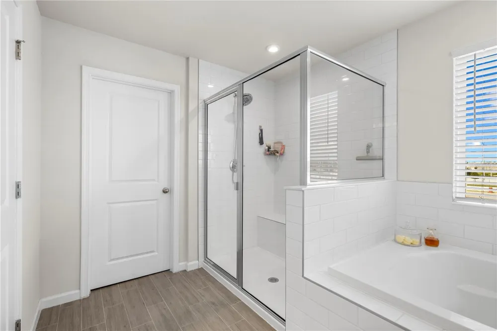 7878 GREENWAY AVENUE Wesley Chapel, FL 33544