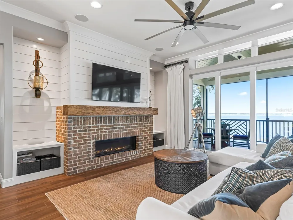 12943 SE SUNSET HARBOR ROAD Weirsdale, FL 32195