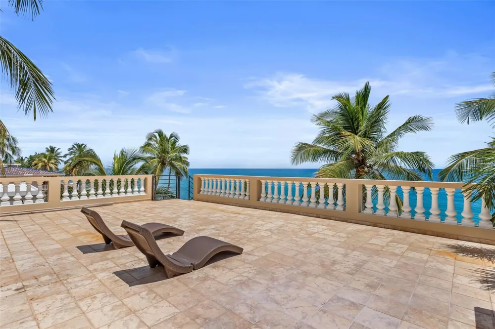 8 CONDO OCEAN VIEW CASTLE Aguada, PR 00602