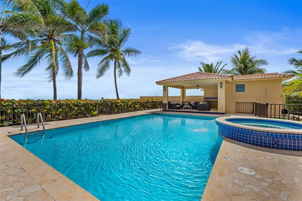 8 CONDO OCEAN VIEW CASTLE Aguada, PR 00602