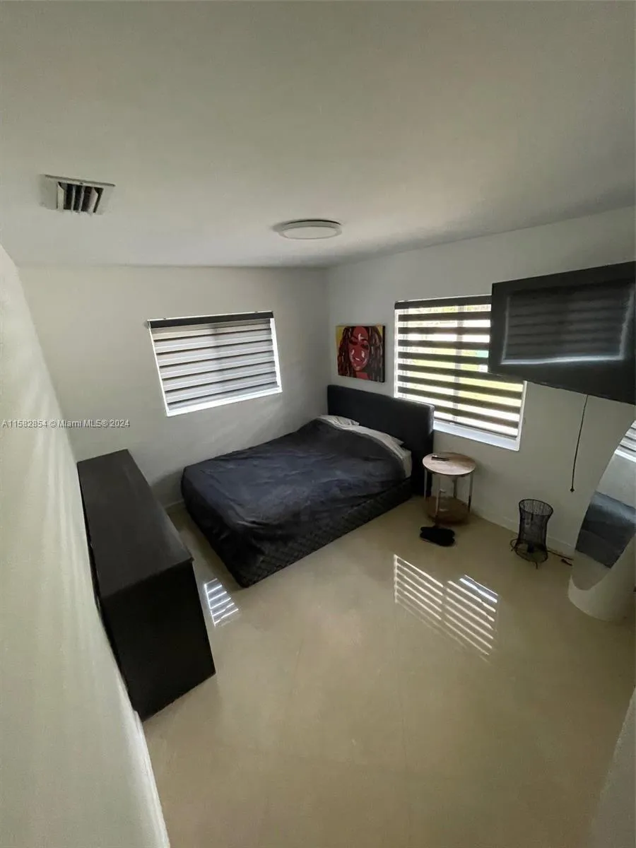 4920 SW 27th Avenue Fort Lauderdale, FL 33312