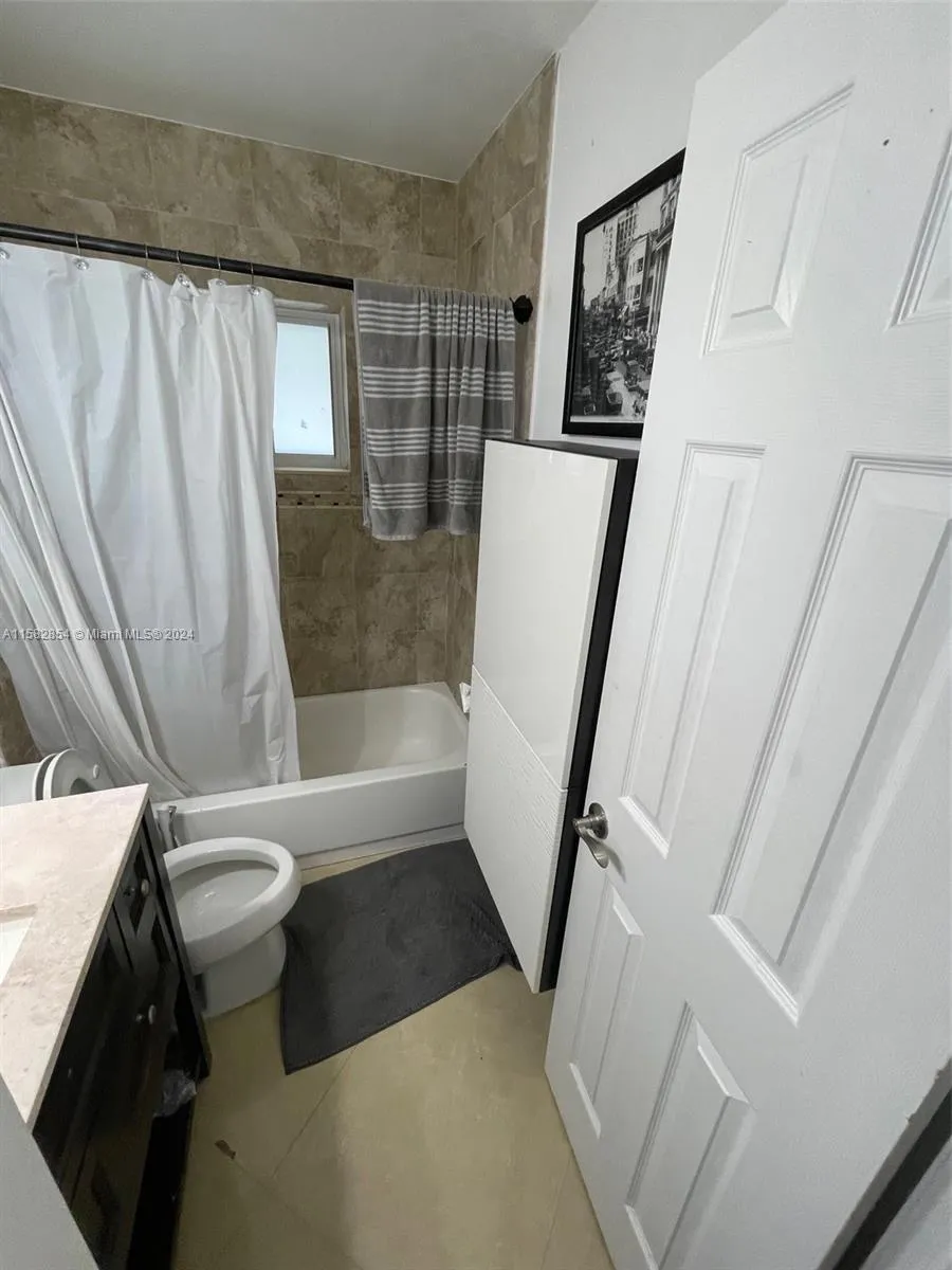 4920 SW 27th Avenue Fort Lauderdale, FL 33312